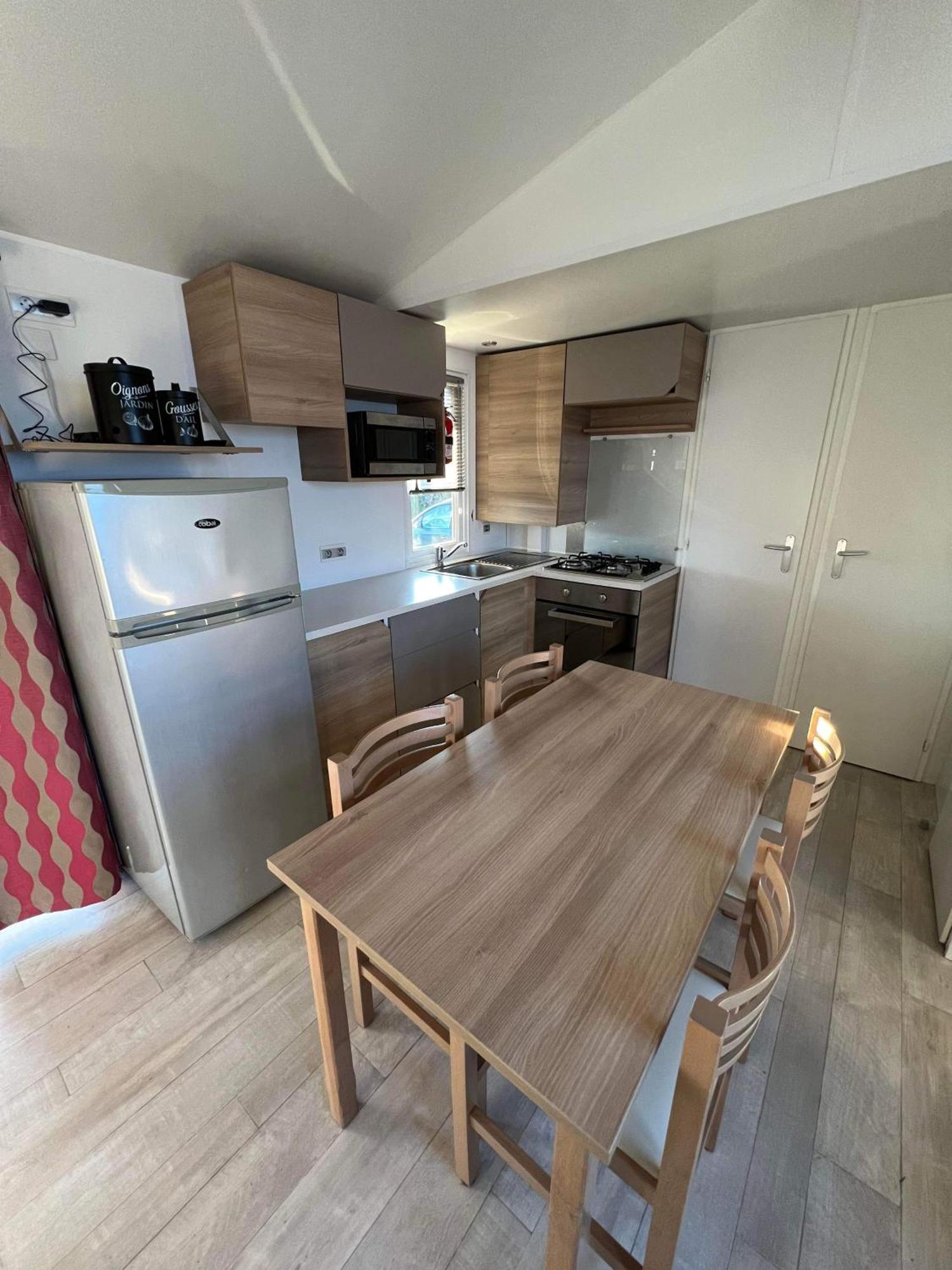 Mobilhome 6/8 Pers. Camping Siblu Les Charmettes Les Mathes ภายนอก รูปภาพ